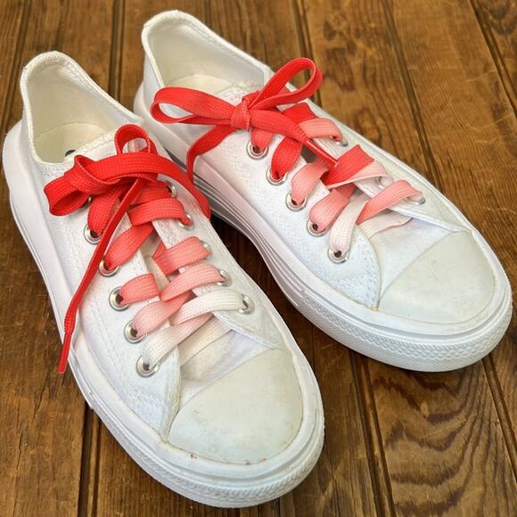 Women’s or kids Converse White canvas lug sole Sneakers Classic Low-Top Design - Picture 4 of 6